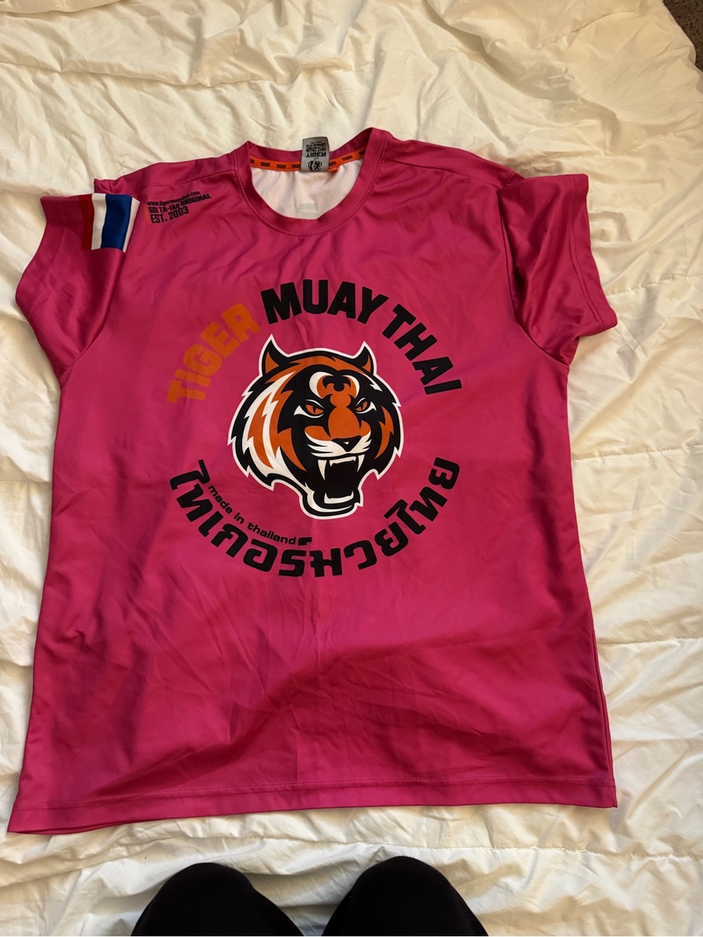 Tiger Muay Thai Men's Short Sleeve Graphic Tee - Pink